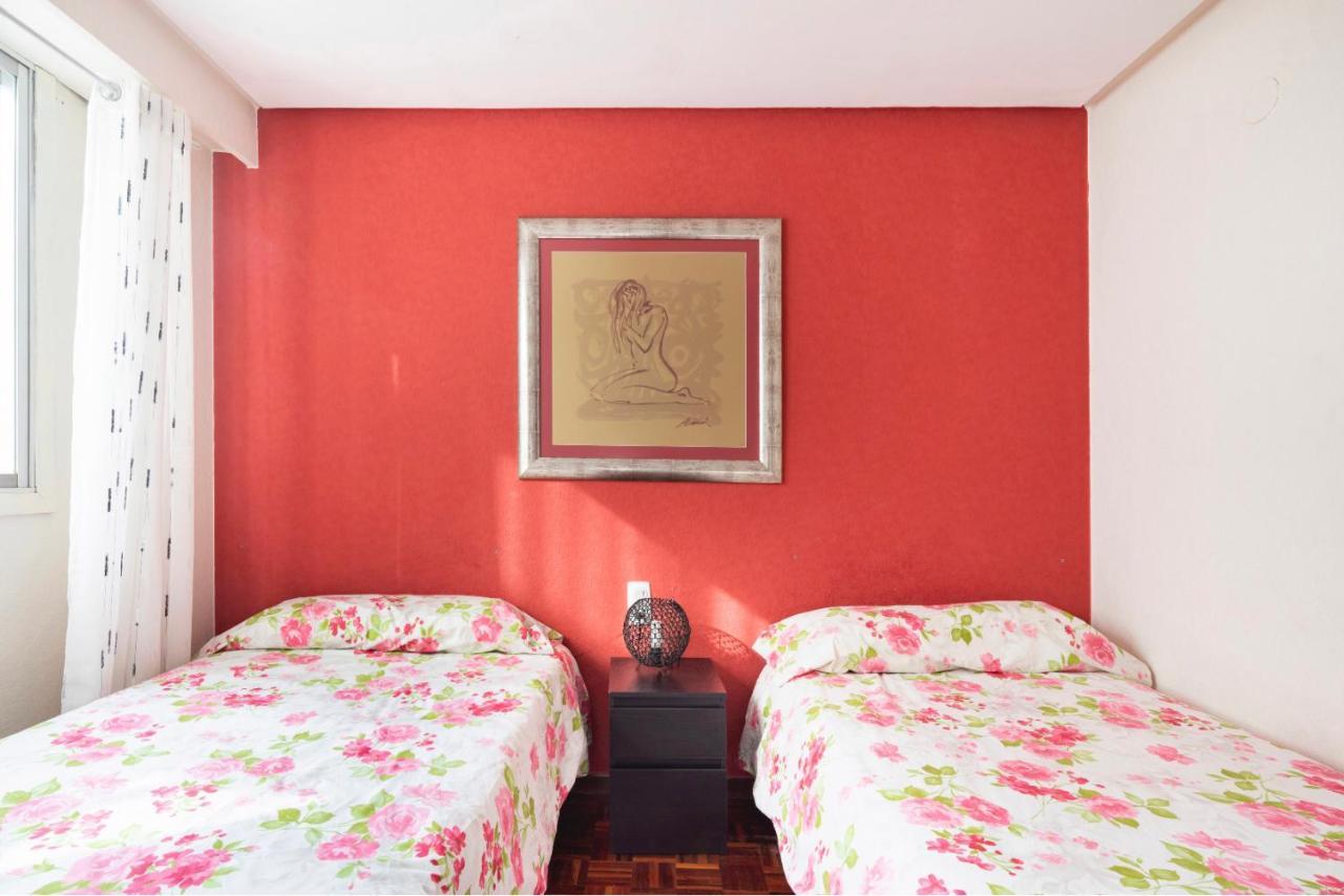 Apartamento En El Centro De Ourense Ngoại thất bức ảnh