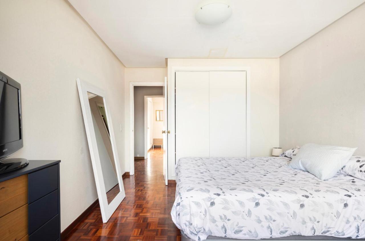Apartamento En El Centro De Ourense Ngoại thất bức ảnh