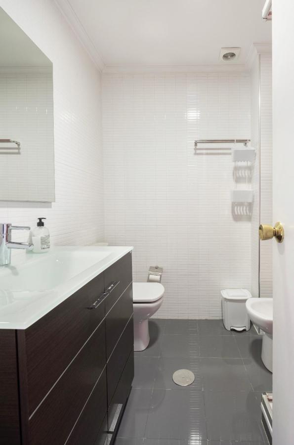 Apartamento En El Centro De Ourense Ngoại thất bức ảnh